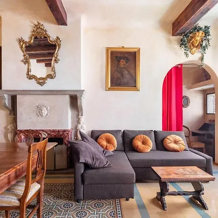 Elegant - Liberty House Apartment Bologna
